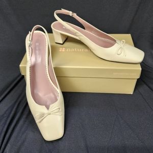Naturalizer Nichole Winter White Slingback Dress Shoes Square Toe Size 8 Narrow